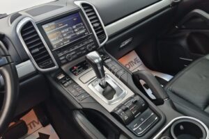 0e360ae8-e9a8-4b52-8966-a9521fd6eabd